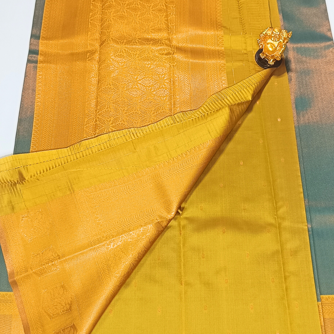 Green Color Neon Silk Saree Alna Apparels