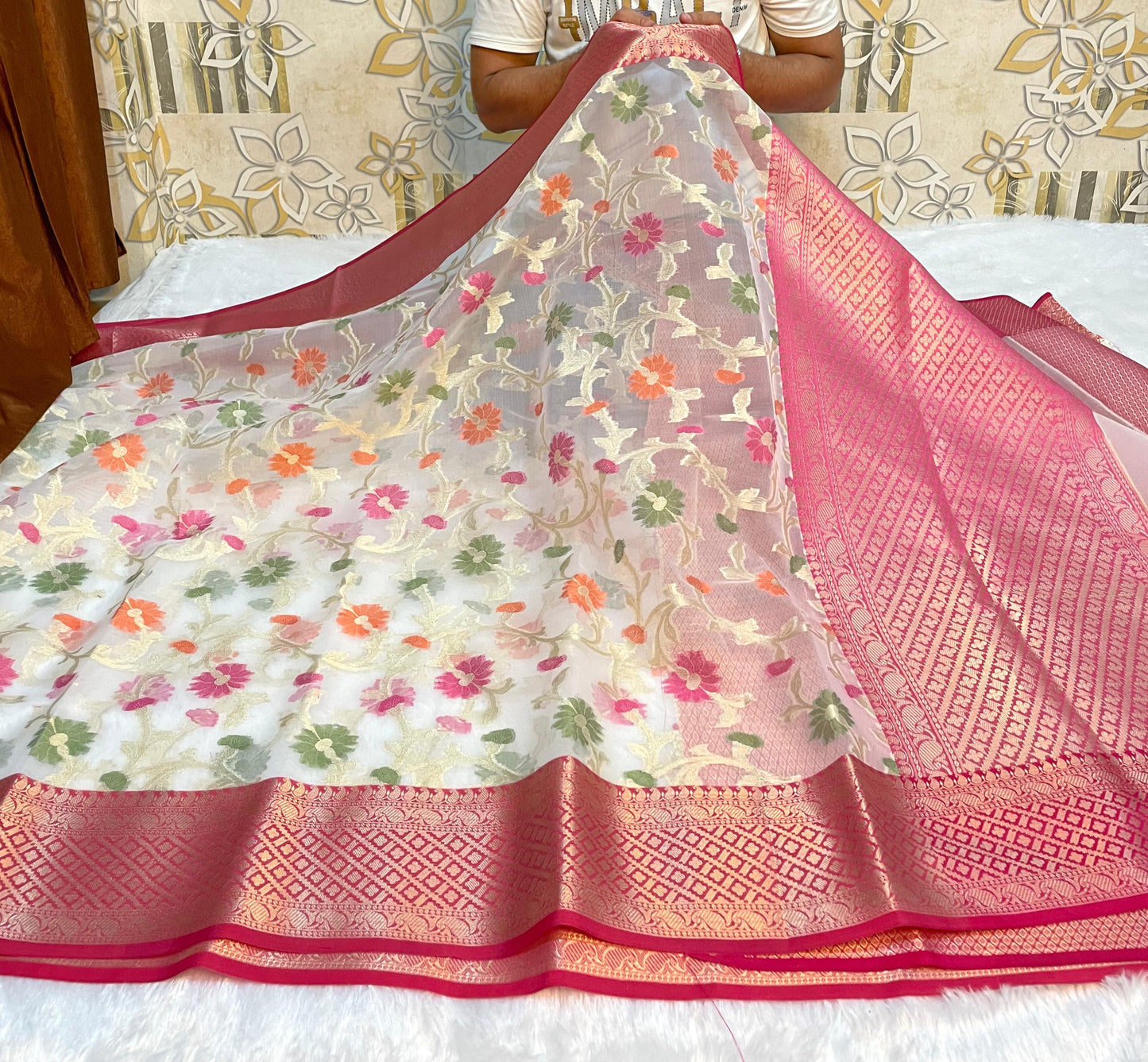 White Banarasi Cora Organza Silk Saree With Meenakari Work Alna Apparels