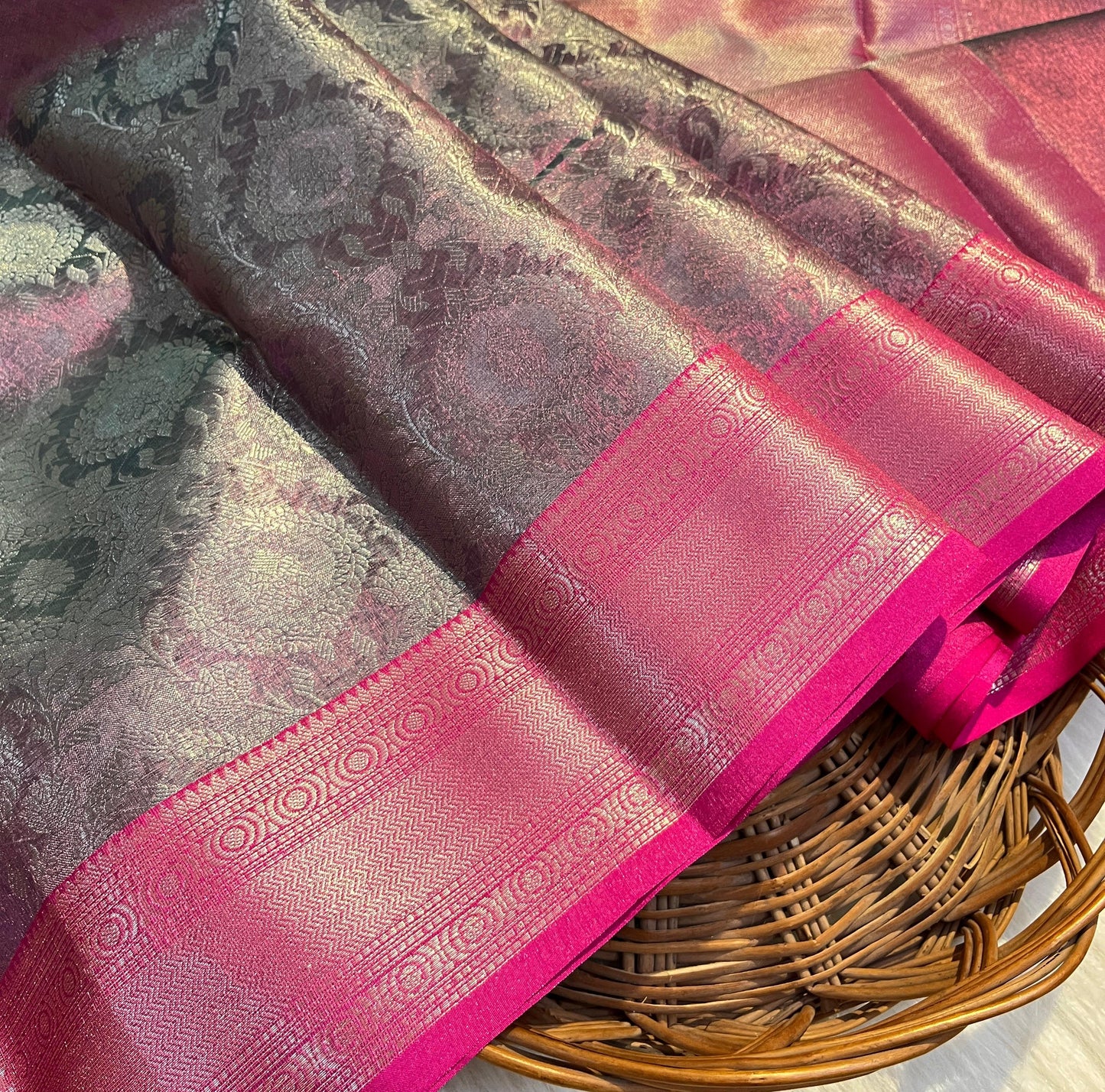 Pink Color Banarasi Tissue Silk Saree Alna Apparels