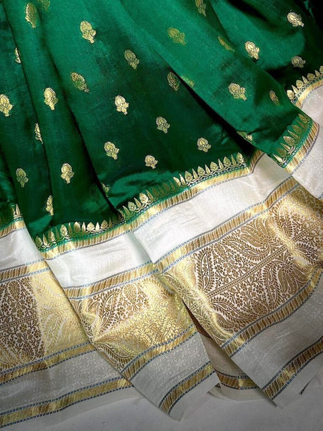Green Banarasi Kathan Dupion Silk Saree Alna Apparels