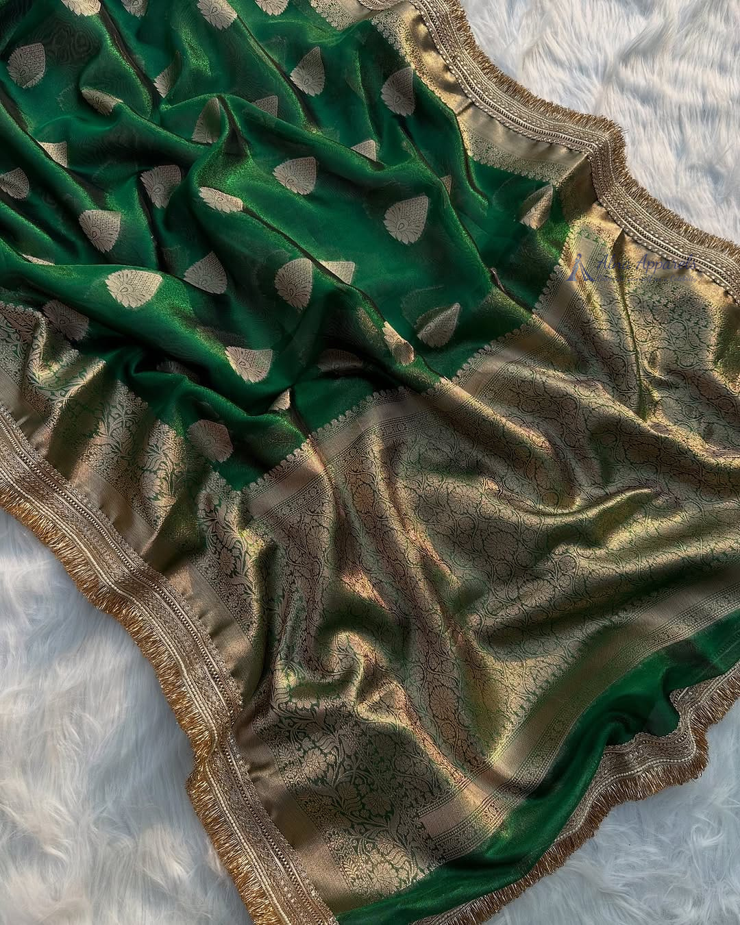 Green Banarasi Tissue Silk Saree With Lace Alna Apparels