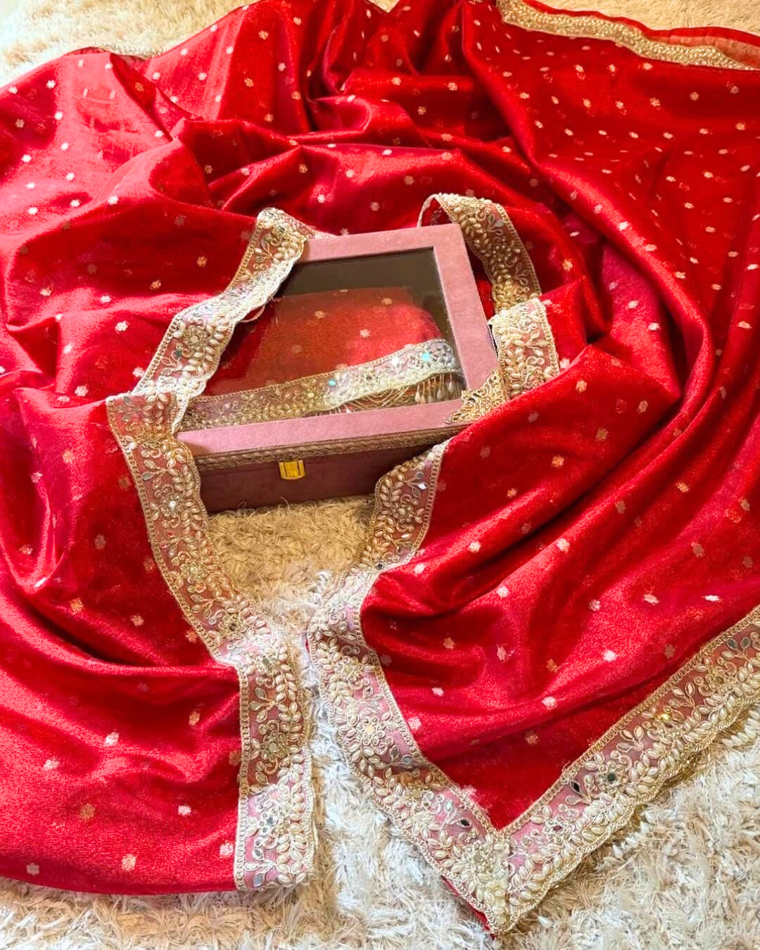 Red Color Banarasi Tissue Silk Saree With Lace Work Alna Apparels