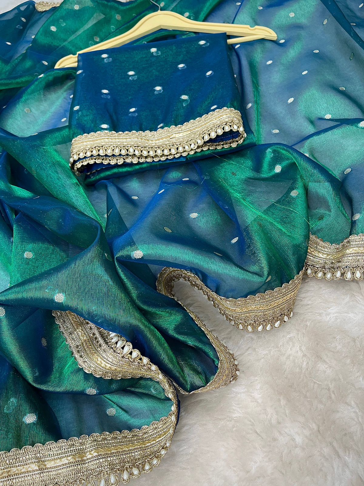 Green Color Banarasi Tissue Silk Saree With Grand Lace Work Alna Apparels