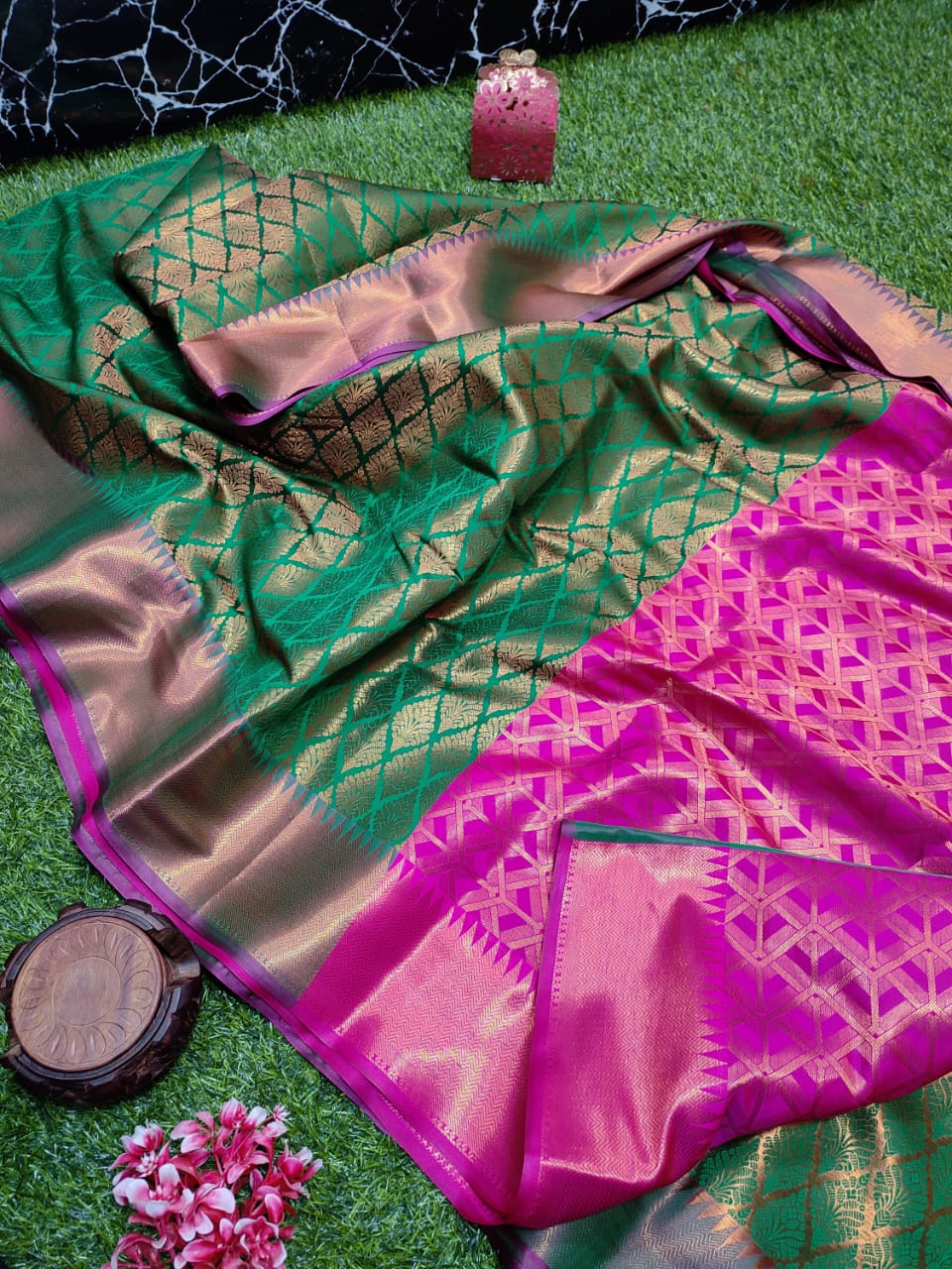 Green Banarasi Saree - Alna Apparels