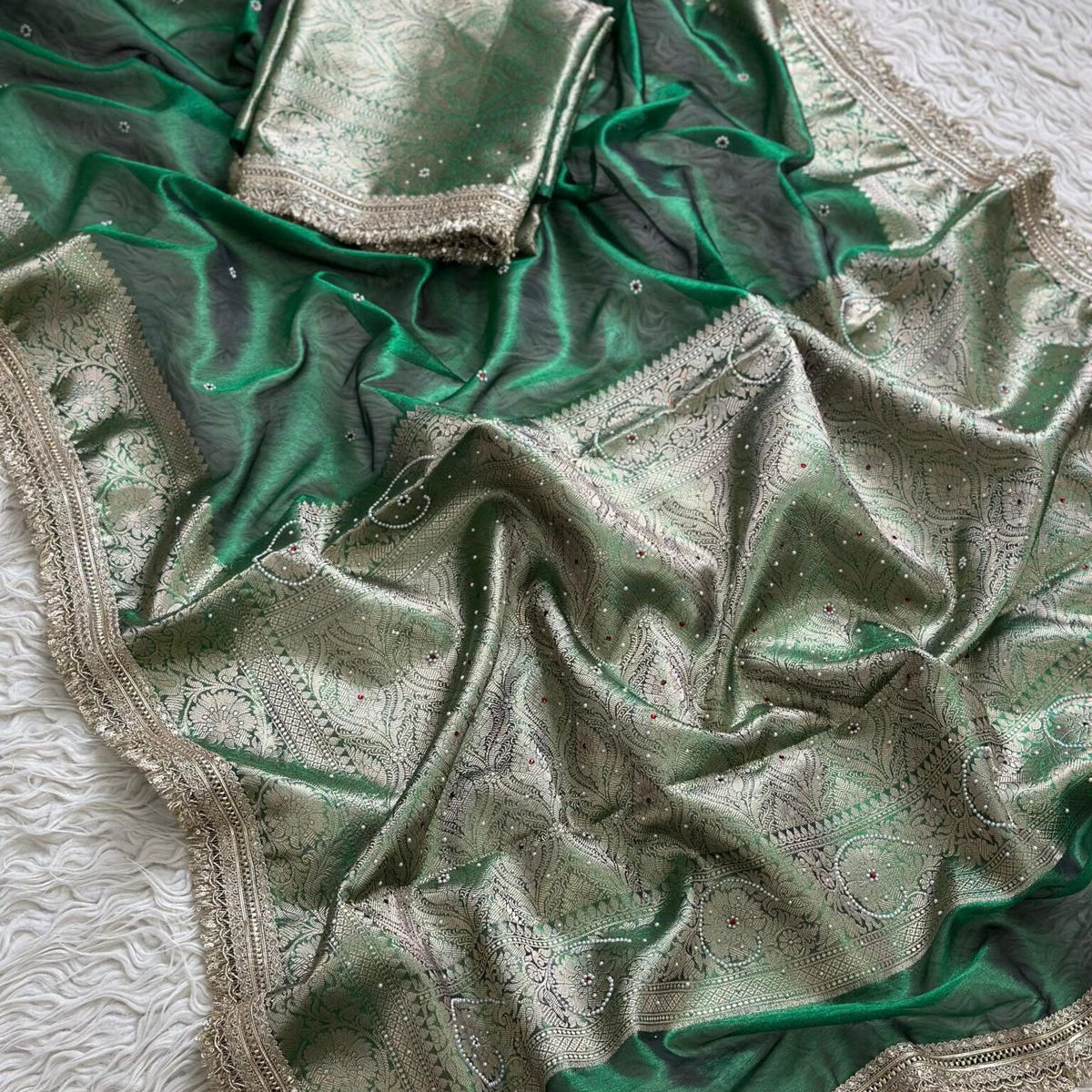 Green Banarasi Tissue Silk Saree Classy Stone Work With Lace - Alna Apparels