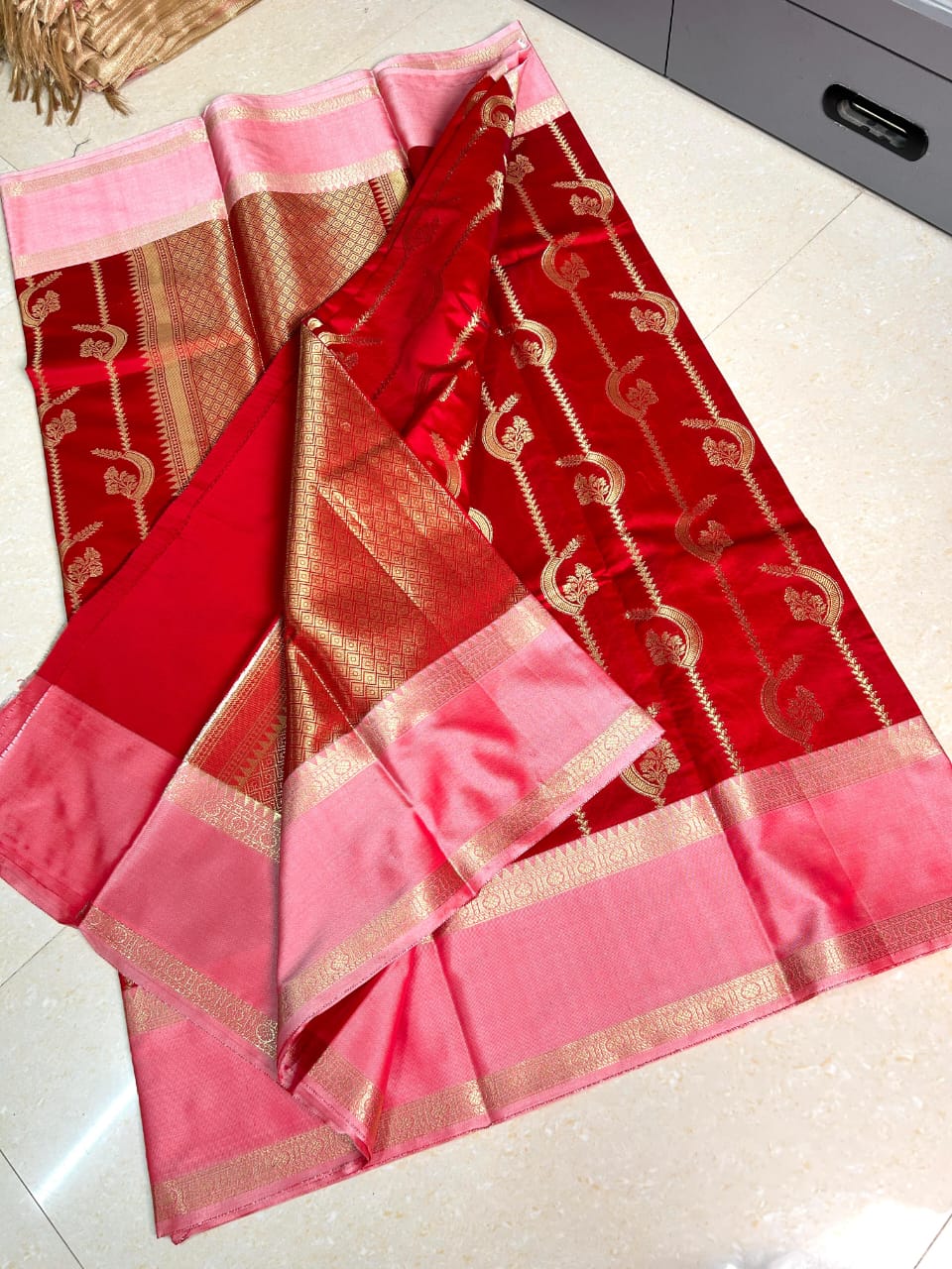 Red Banaras Semi Kathan Silk Saree Alna Apparels