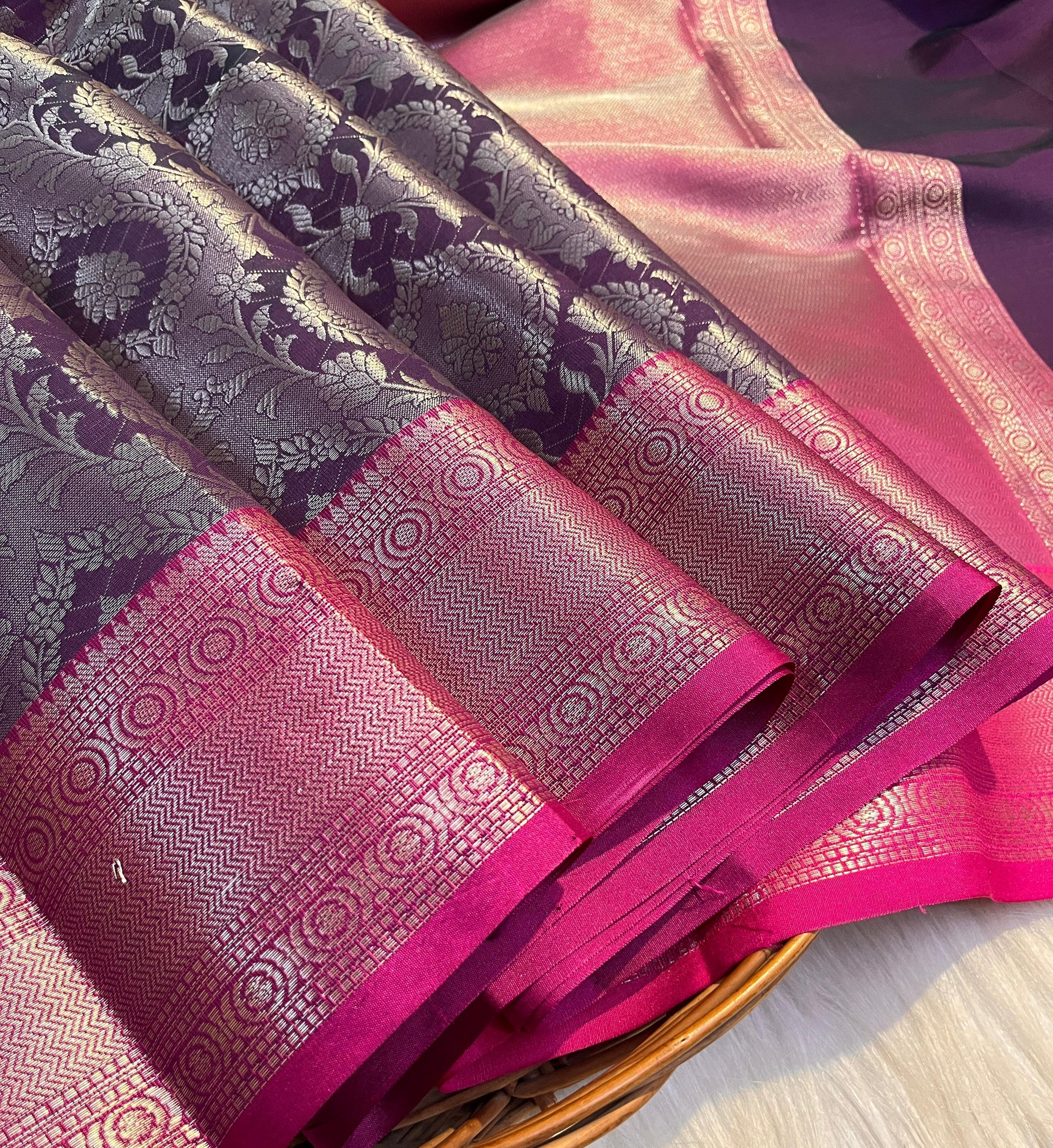 Purple Banarasi Tissue silk Saree Alna Apparels