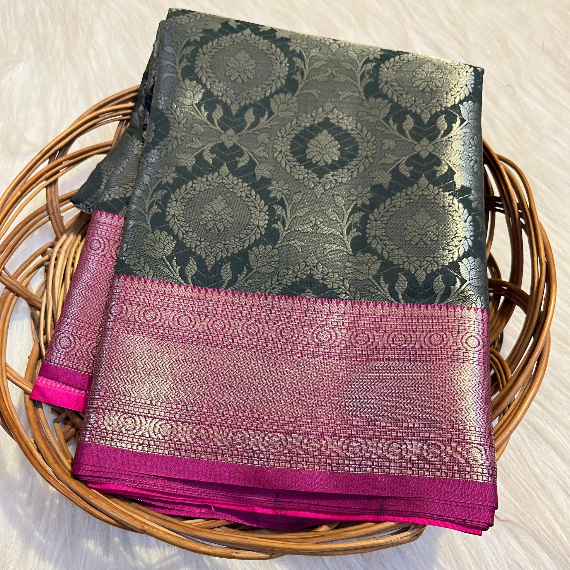 Green Banarasi Tissue Silk Saree Alna Apparels