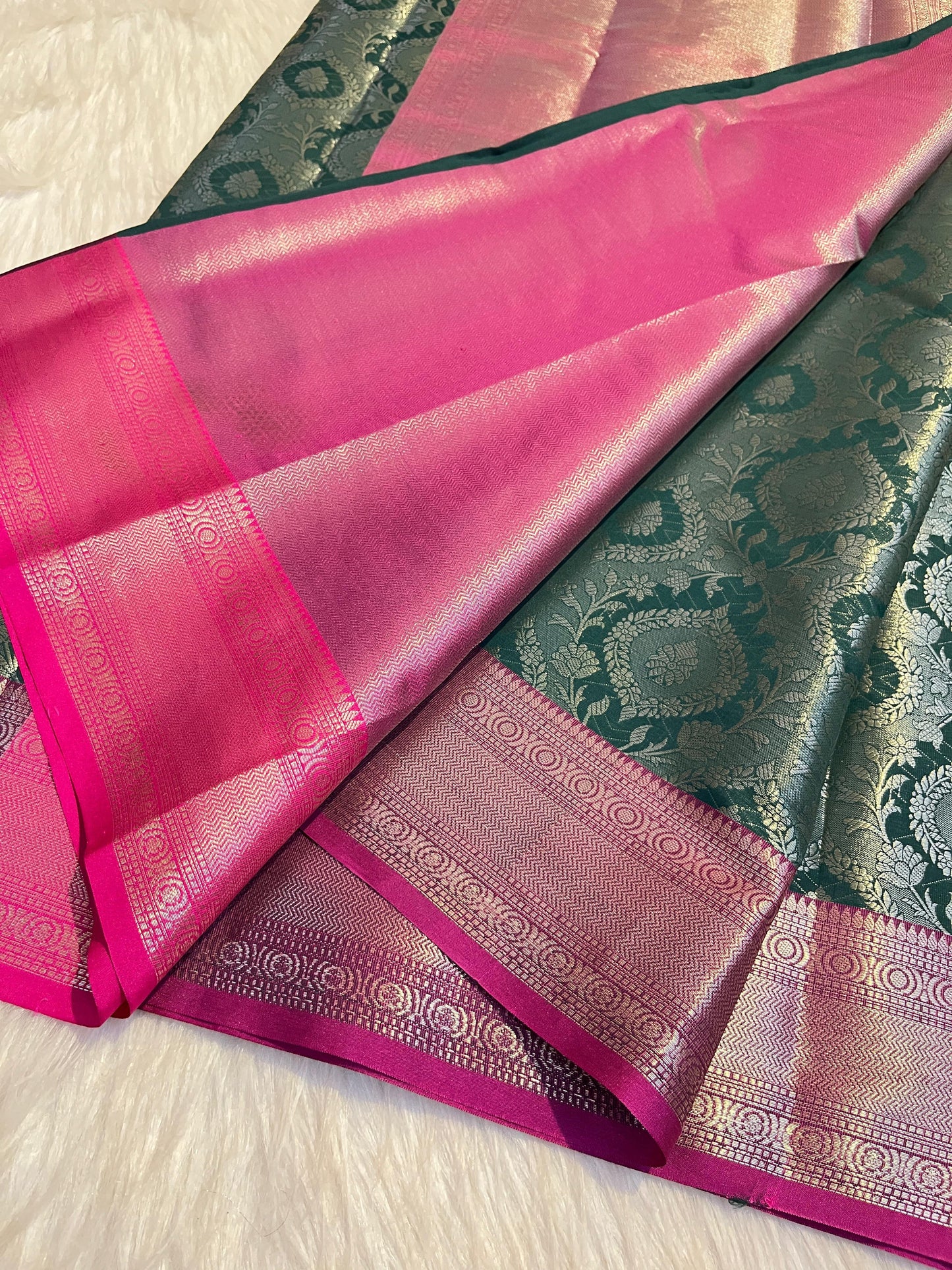 Green Banarasi Tissue Silk Saree Alna Apparels