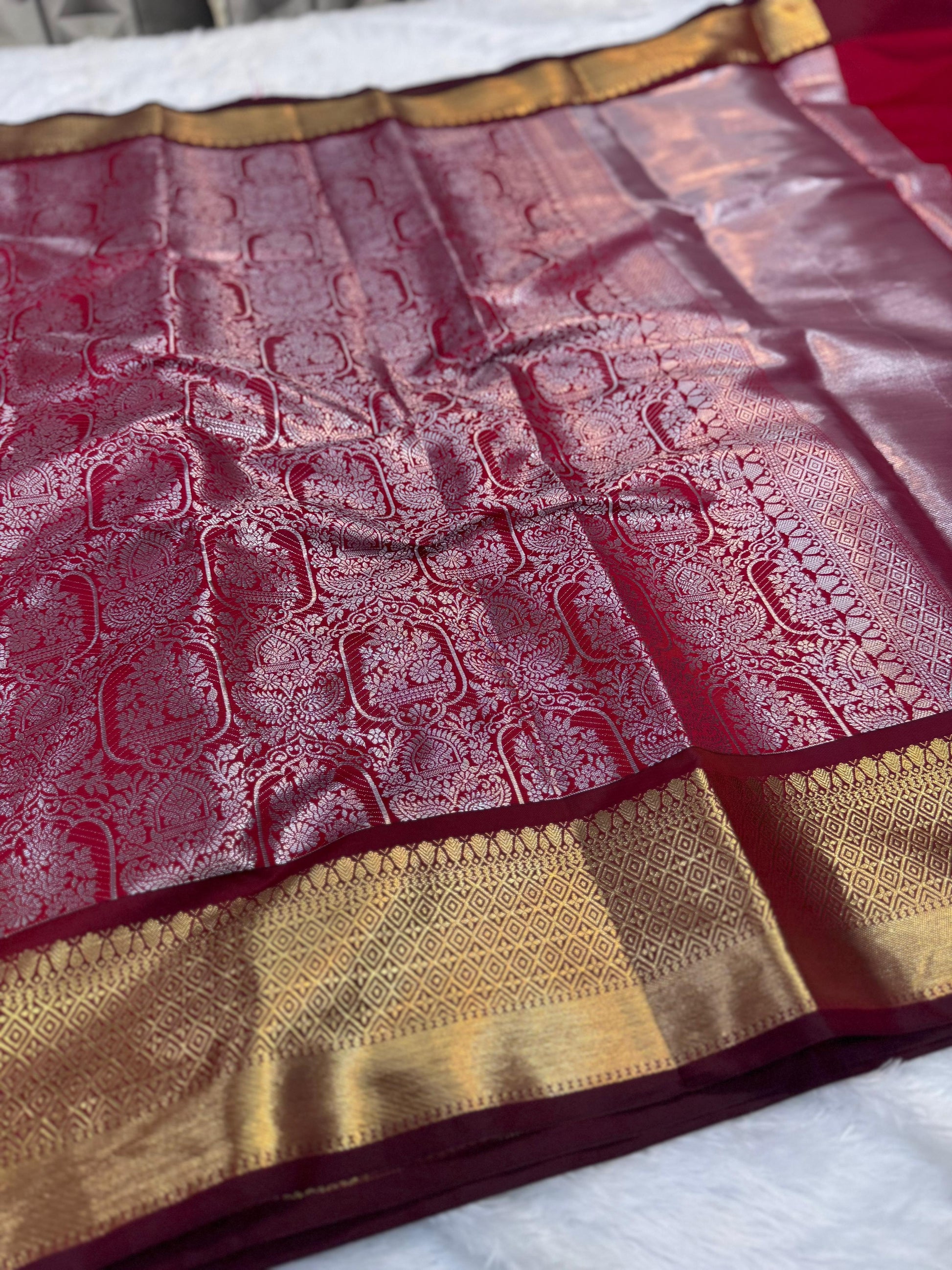 Red Banarasi Semi Kathan Soft Silk Saree Alna Apparels