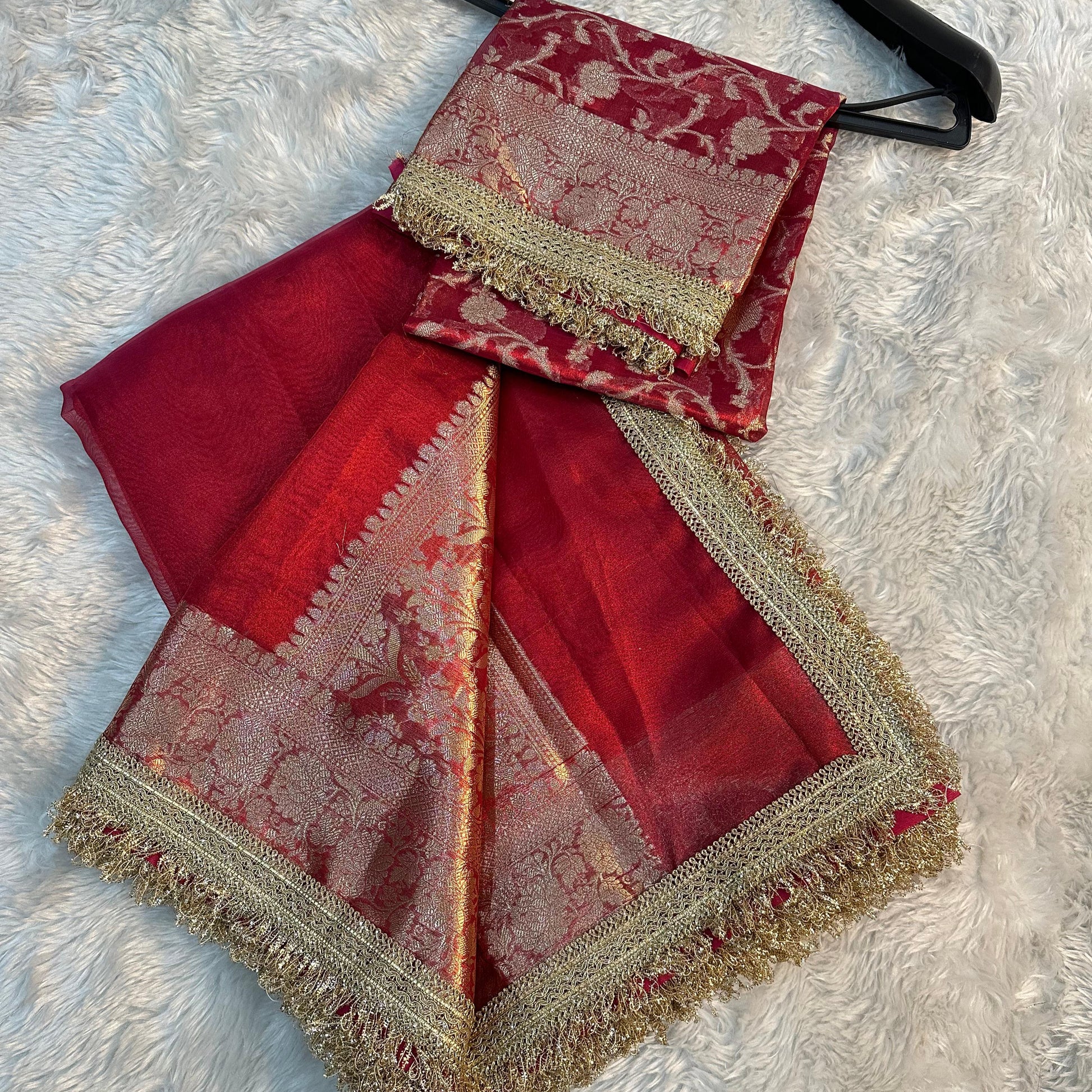 Red Banarasi Tissue Soft Silk Saree With Lace Work Alna Apparels