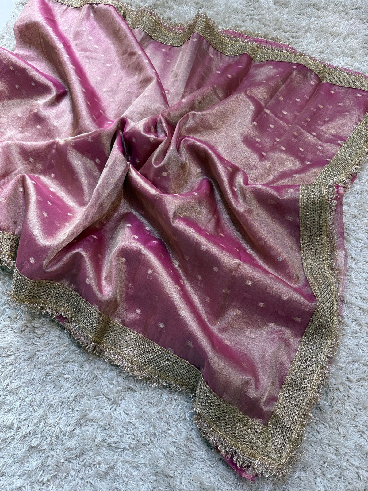 Pink Banarasi Tissue Silk Saree With Lace Work Alna Apparels