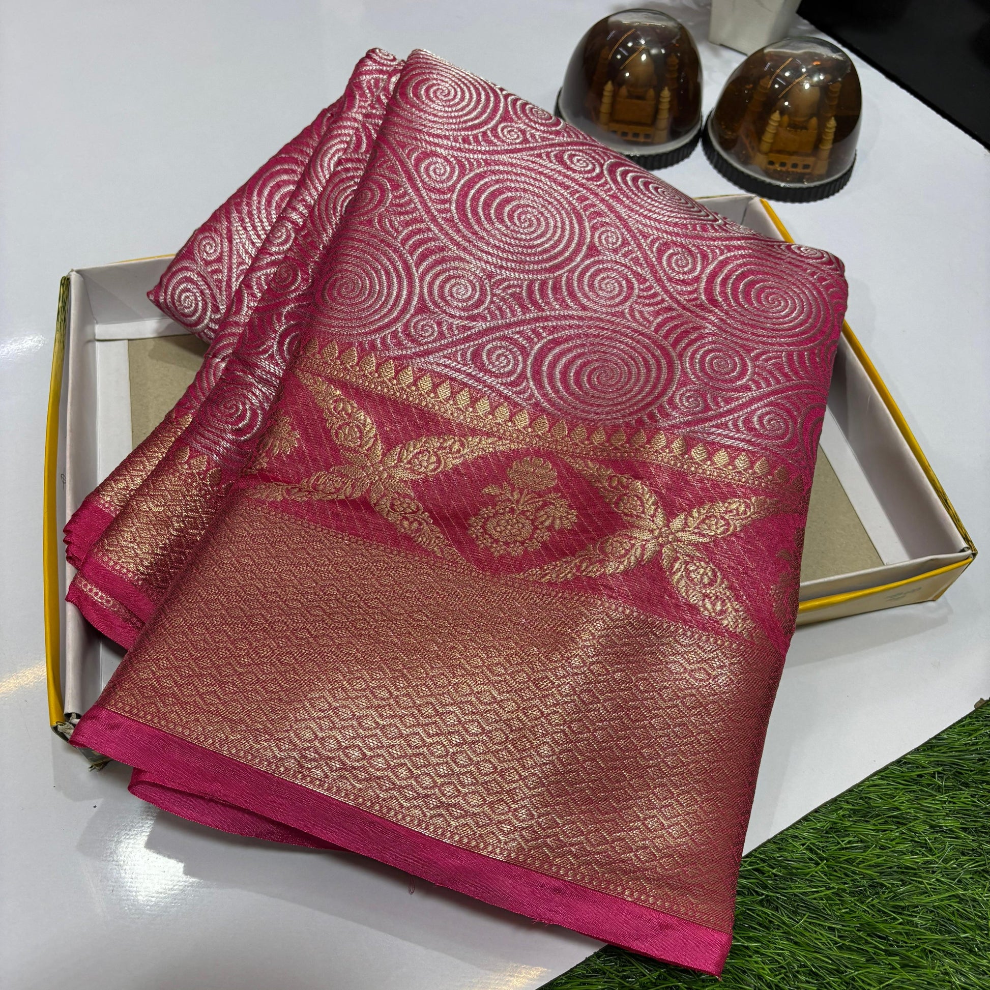 Pink Banarasi Dayable Warm Silk Saree Alna Apparels