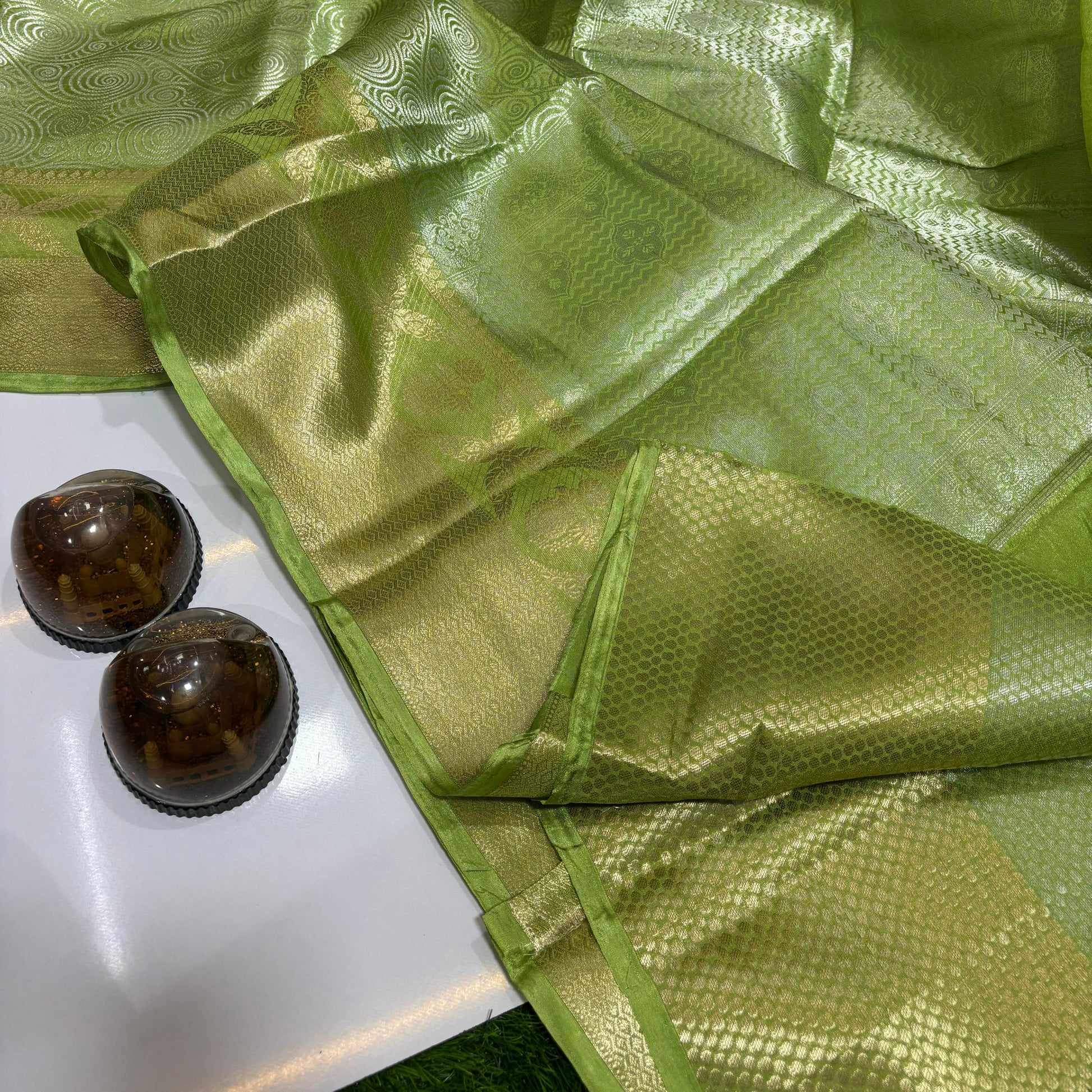 Green Banarasi Dayable Warm Silk Saree Alna Apparels
