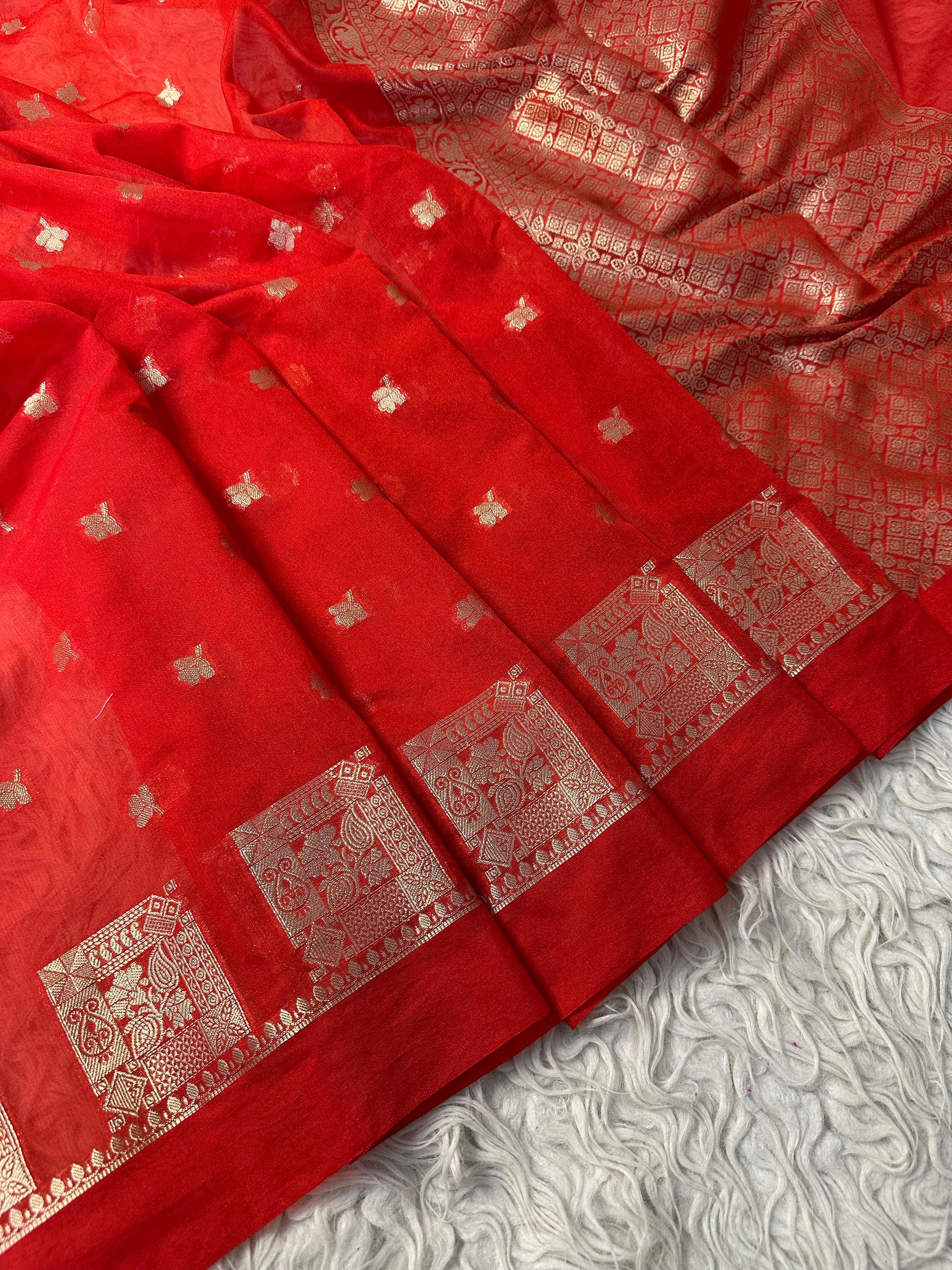 Red Banarasi Kathan Georgette Silk Saree Alna Apparels