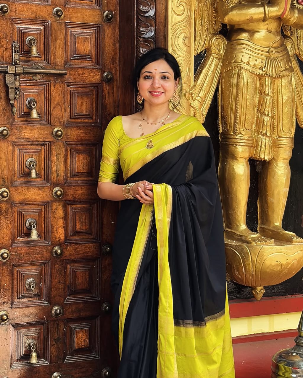 Black Banarasi Warm Soft Silk Saree Alna Apparels