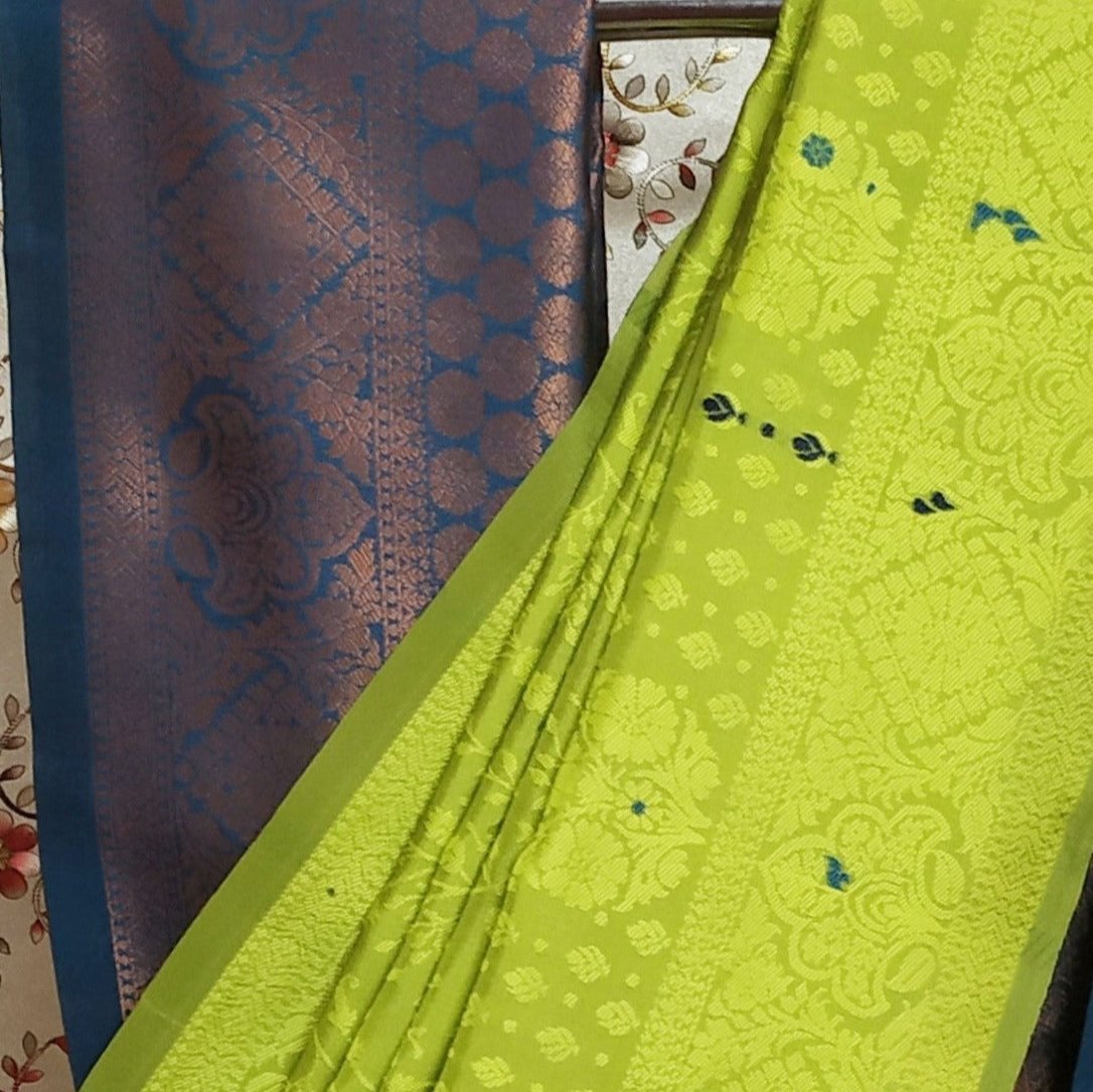 Parrot Green Color Soft Silk Saree Alna Apparels