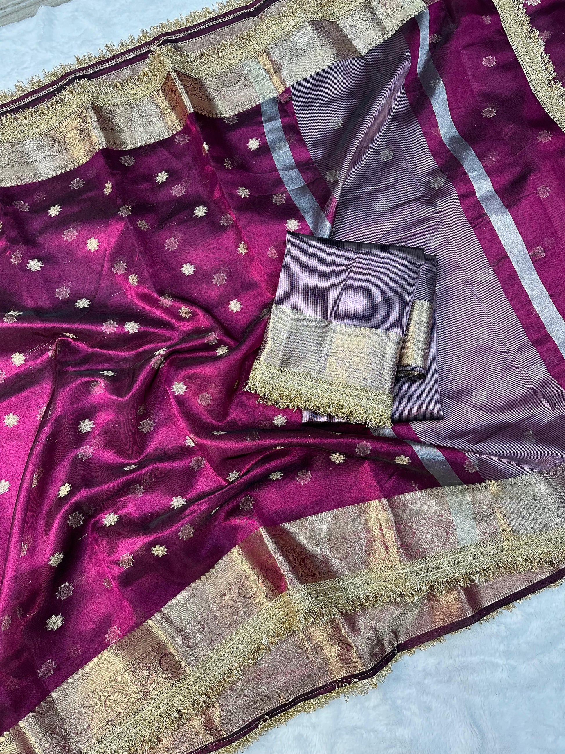 Pink Banarasi Tissue Silk Saree With Lace Work - Alna Apparels