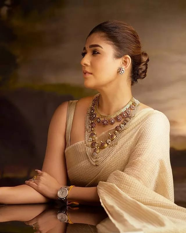 Nayantara inspired Gold Banarasi Tissue Silk Saree - Alna Apparels