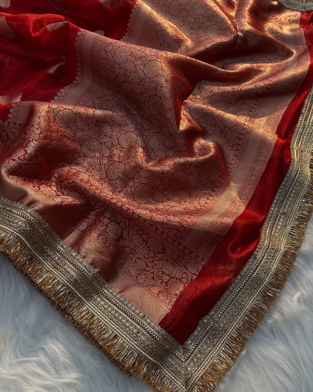 Red Banarasi Tissue Silk Saree With Lace Alna Apparels