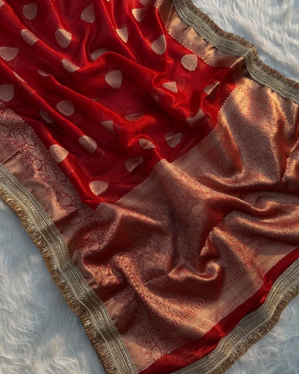 Red Banarasi Tissue Silk Saree With Lace Alna Apparels