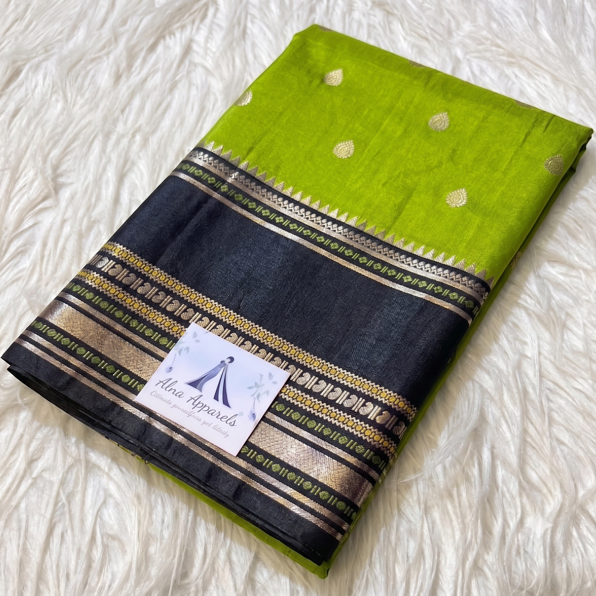 Parrot Green Banarasi Warm Soft Silk Saree Alna Apparels