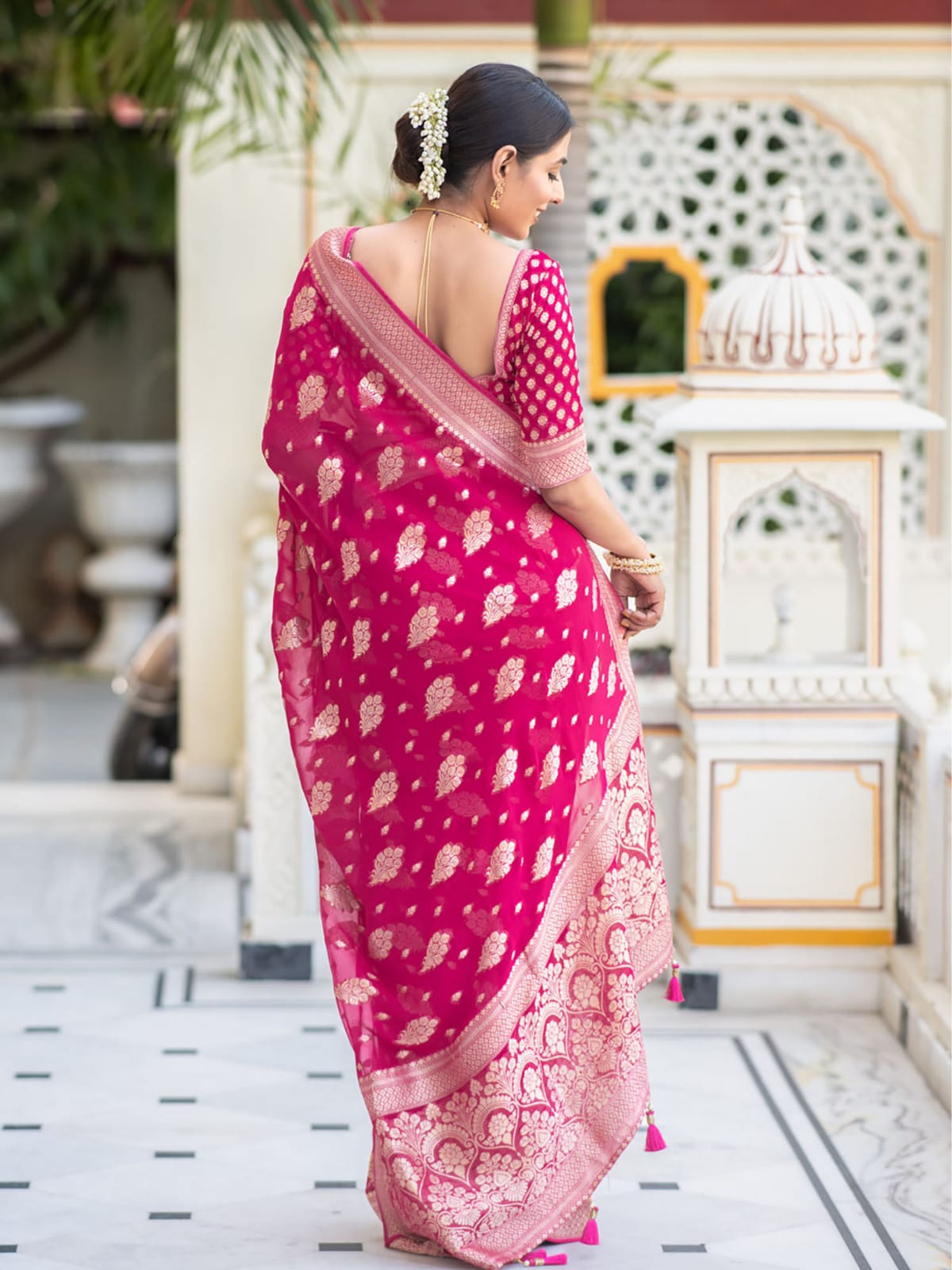 Pink Banarasi Georgette Saree - Alna Apparels
