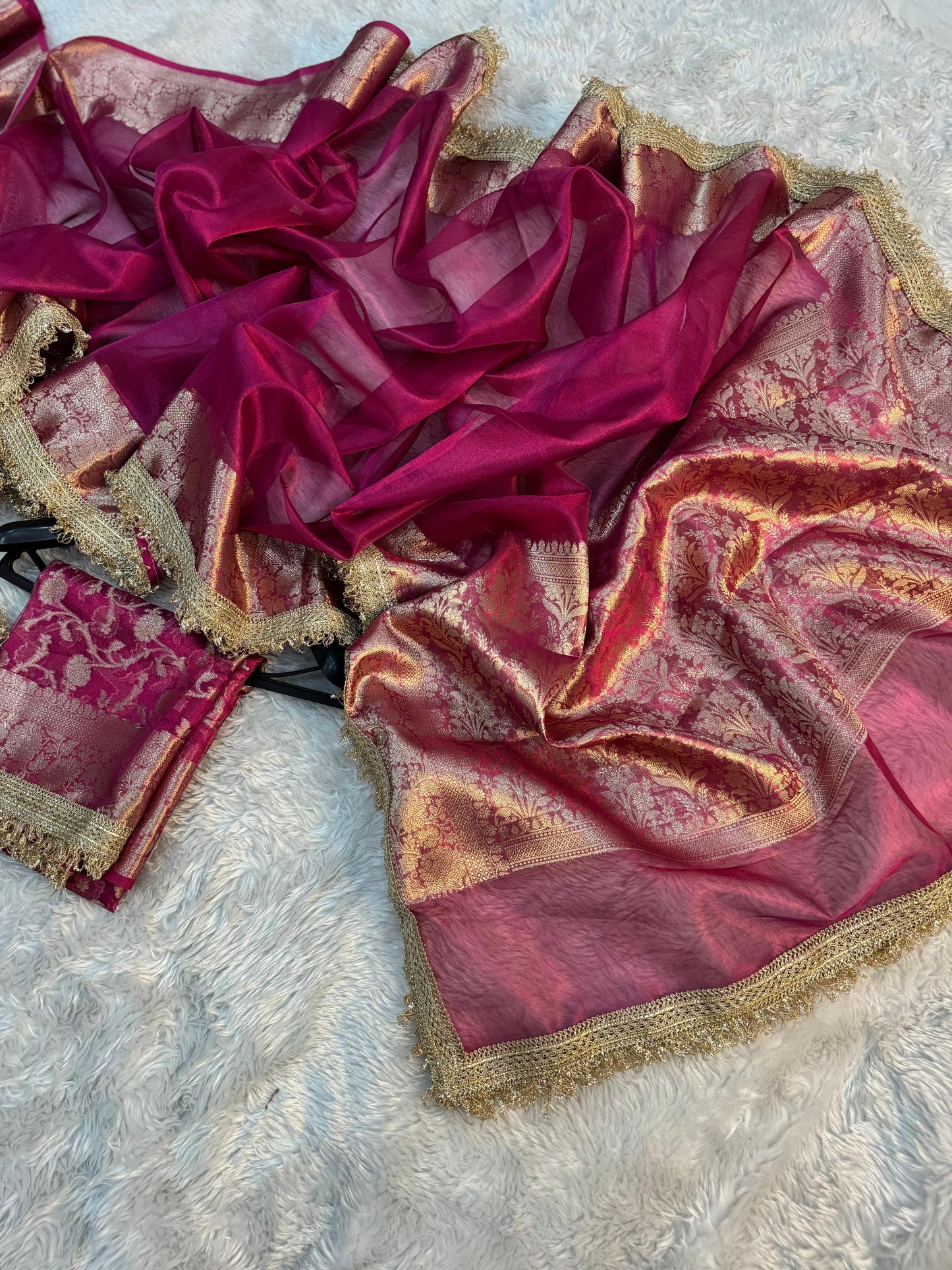 Pink Banarasi Tissue Soft Silk saree With Lace Work - Alna Apparels