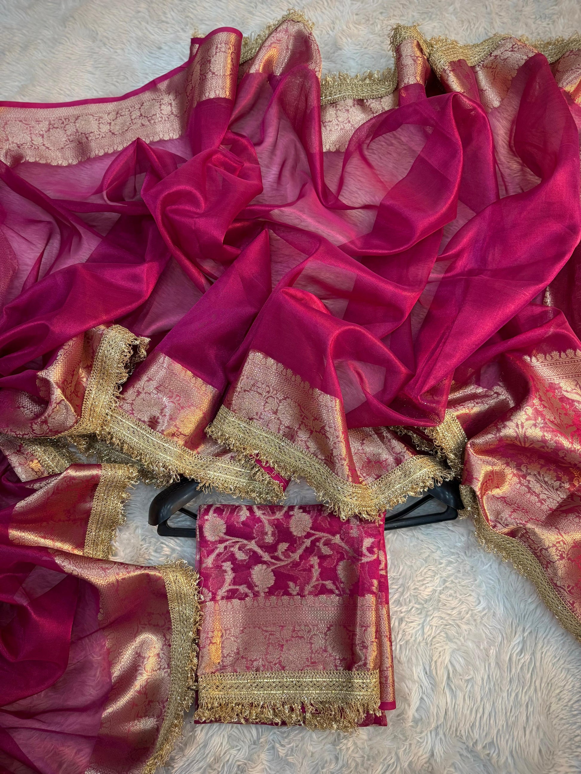 Pink Banarasi Tissue Soft Silk saree With Lace Work - Alna Apparels