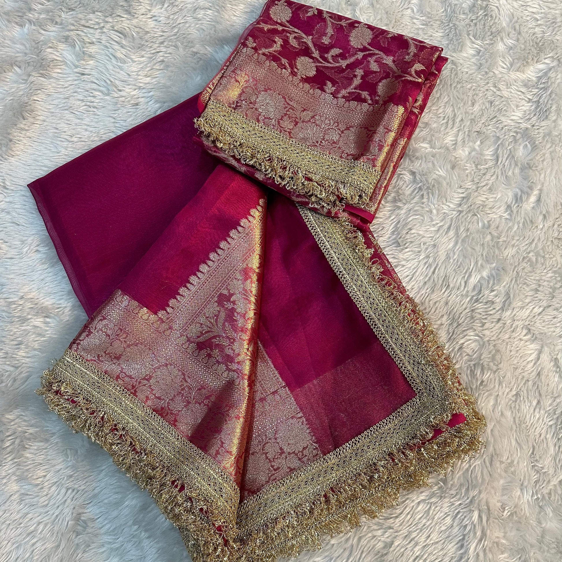 Pink Banarasi Tissue Soft Silk saree With Lace Work - Alna Apparels