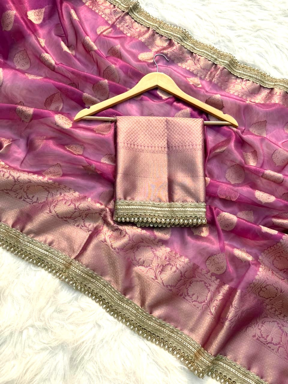 Pink Color Banarasi Tissue Silk Saree With Lace Work Alna Apparels