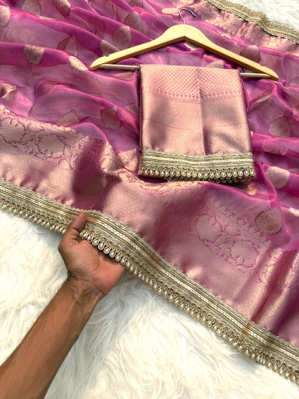 Pink Color Banarasi Tissue Silk Saree With Lace Work Alna Apparels