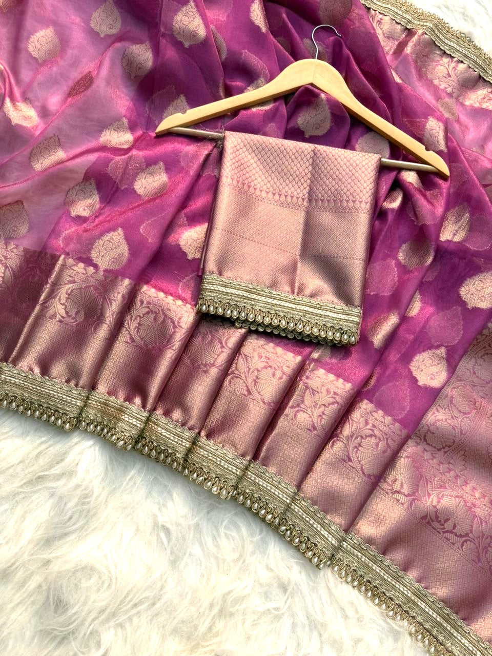 Pink Color Banarasi Tissue Silk Saree With Lace Work Alna Apparels
