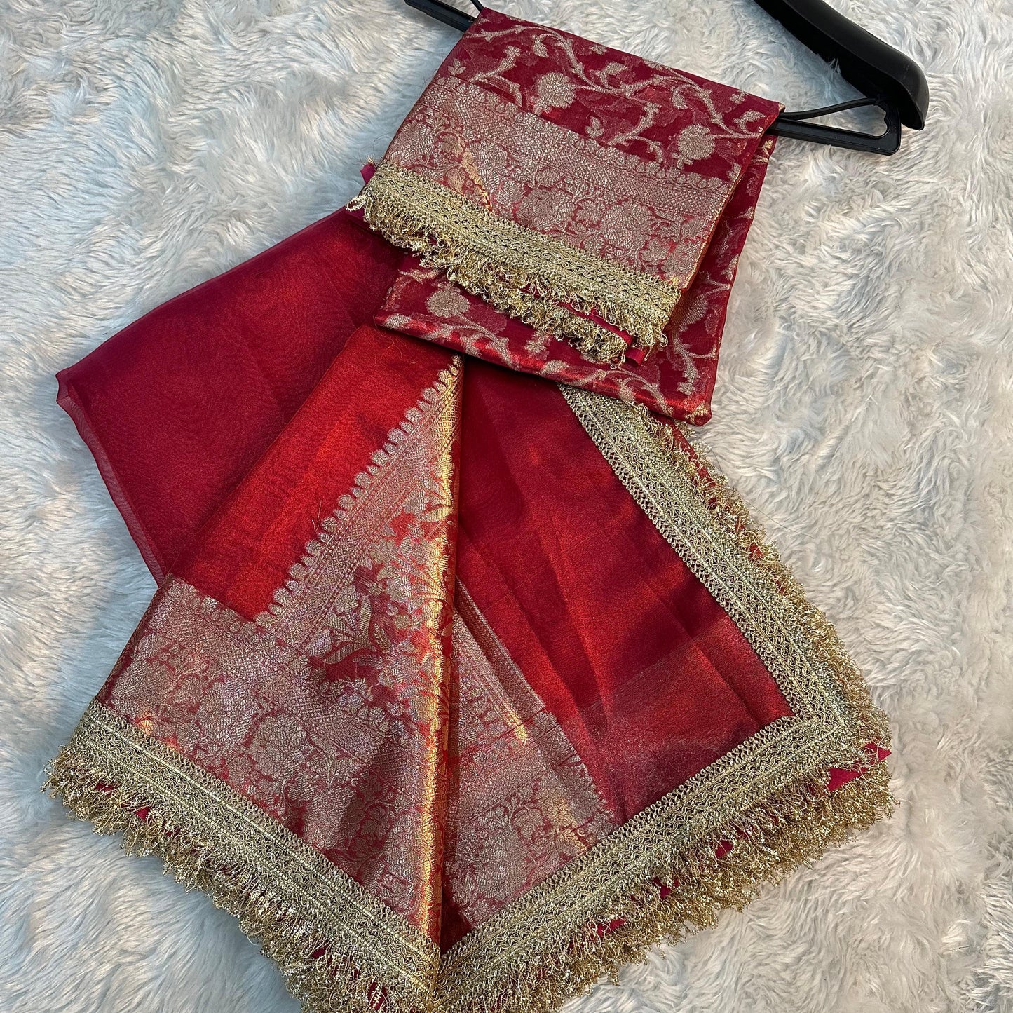 Red Banarasi Tissue Soft Silk Saree With Lace Work Alna Apparels