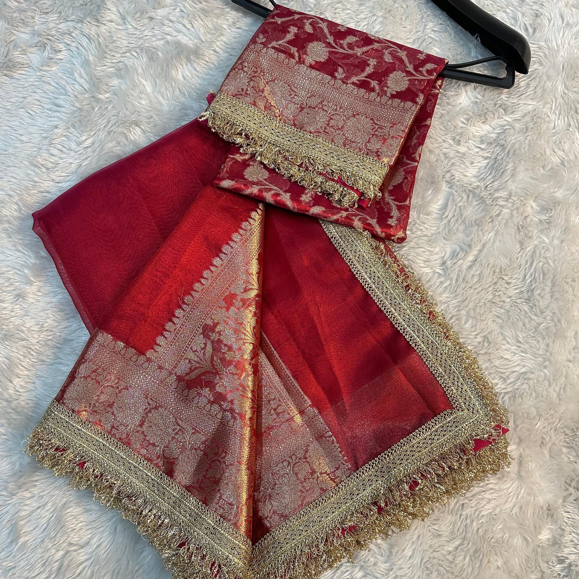 Red Banarasi Tissue Soft Silk Saree With Lace Work Alna Apparels