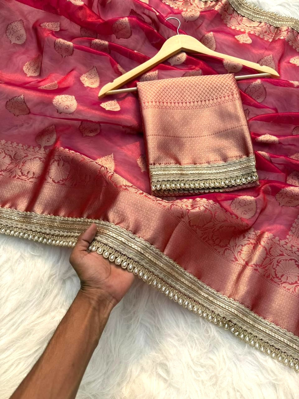 Red color Banarasi Tissue Silk Saree With Lace Work Alna Apparels