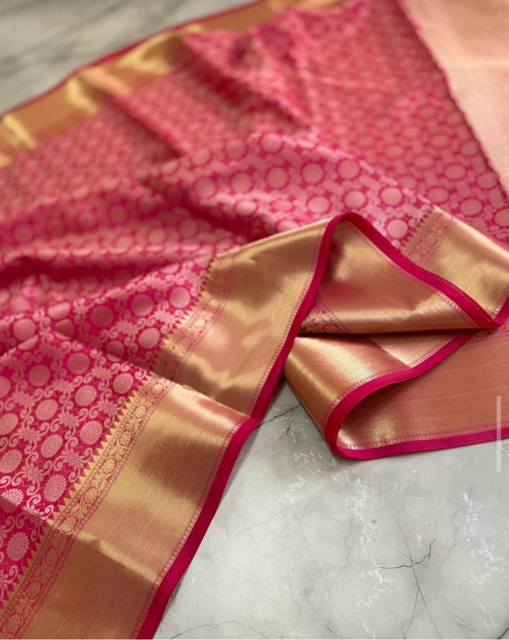 Shruthi Hasan Inspired Pink Banarasi Tissue Silk Saree Alna Apparels
