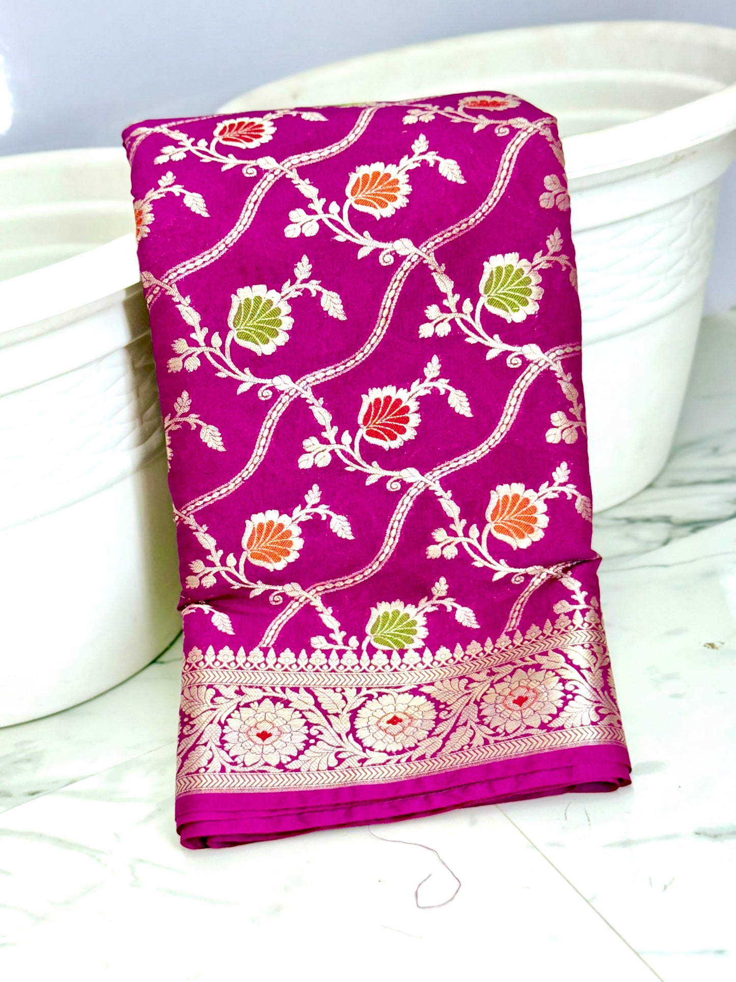 Pink Color Banarasi Meenakari kathan Soft Silk Saree Alna Apparels