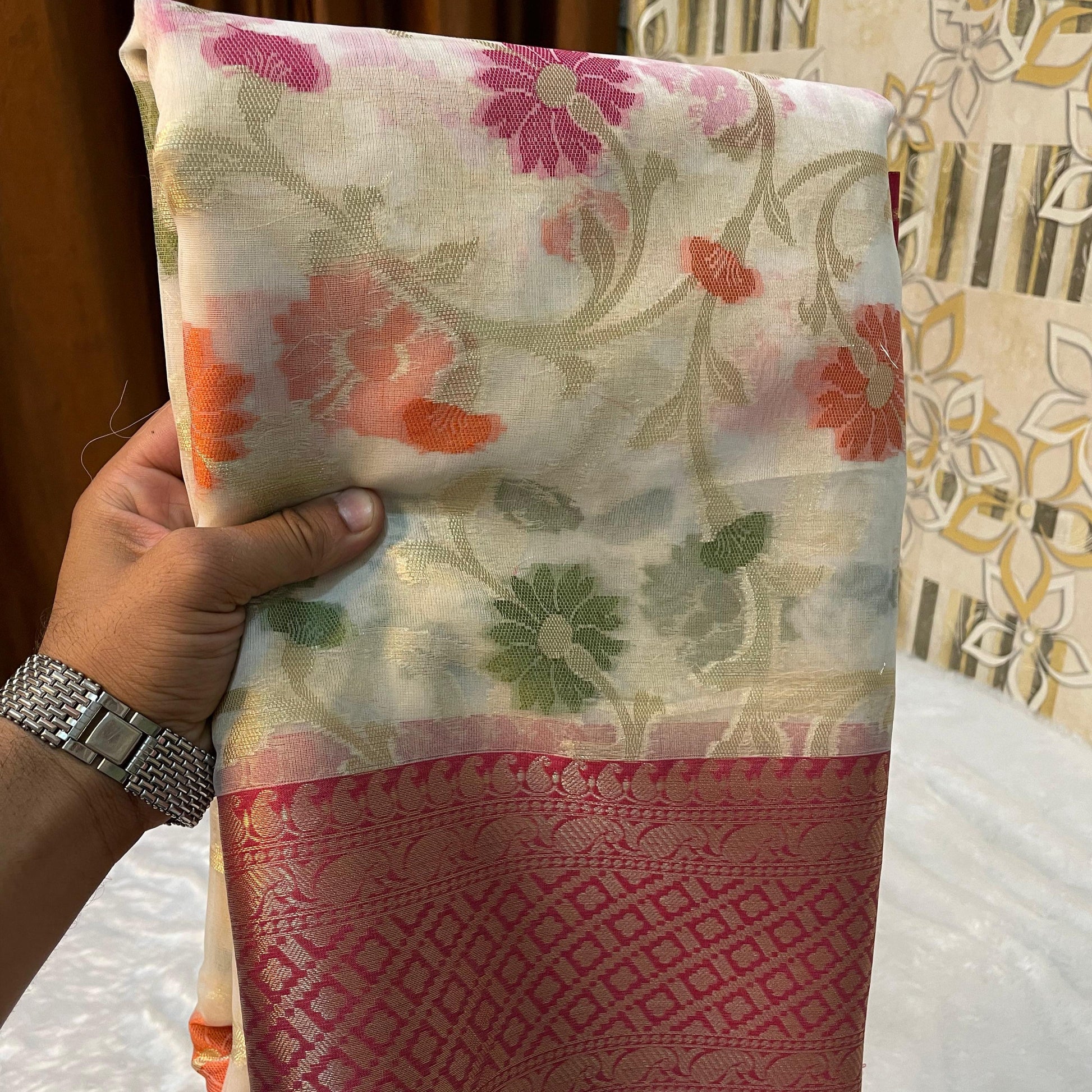 White Banarasi Cora Organza Silk Saree With Meenakari Work Alna Apparels