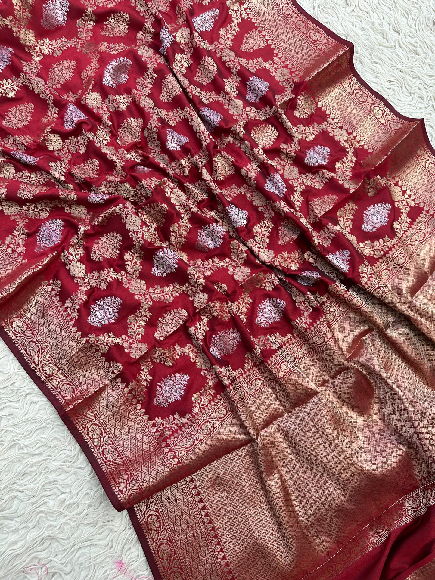 Red Banarasi Semi Kathan Silk Saree