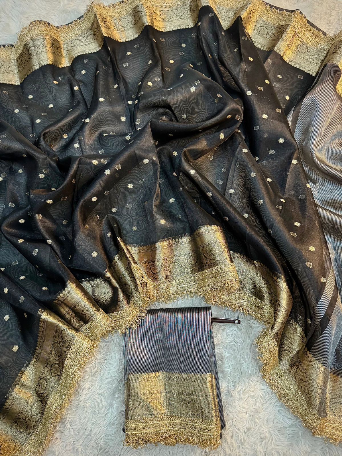 Black Banarasi Tissue Silk Saree With Lace Work Alna Apparels